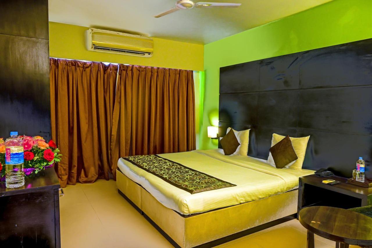 Citrus Hotel Lonavala Exterior photo