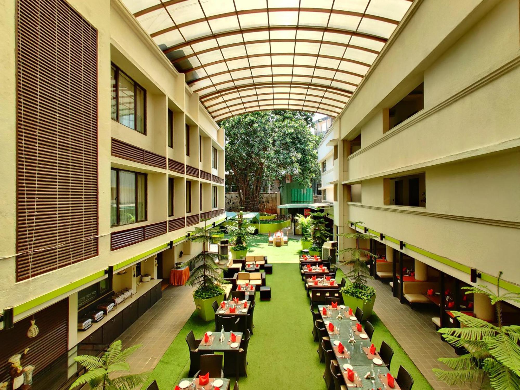 Citrus Hotel Lonavala Exterior photo